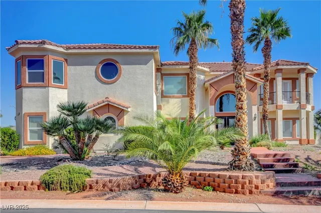 $1,099,500 | 6695 North Grand Canyon Drive, Las Vegas, NV 89149