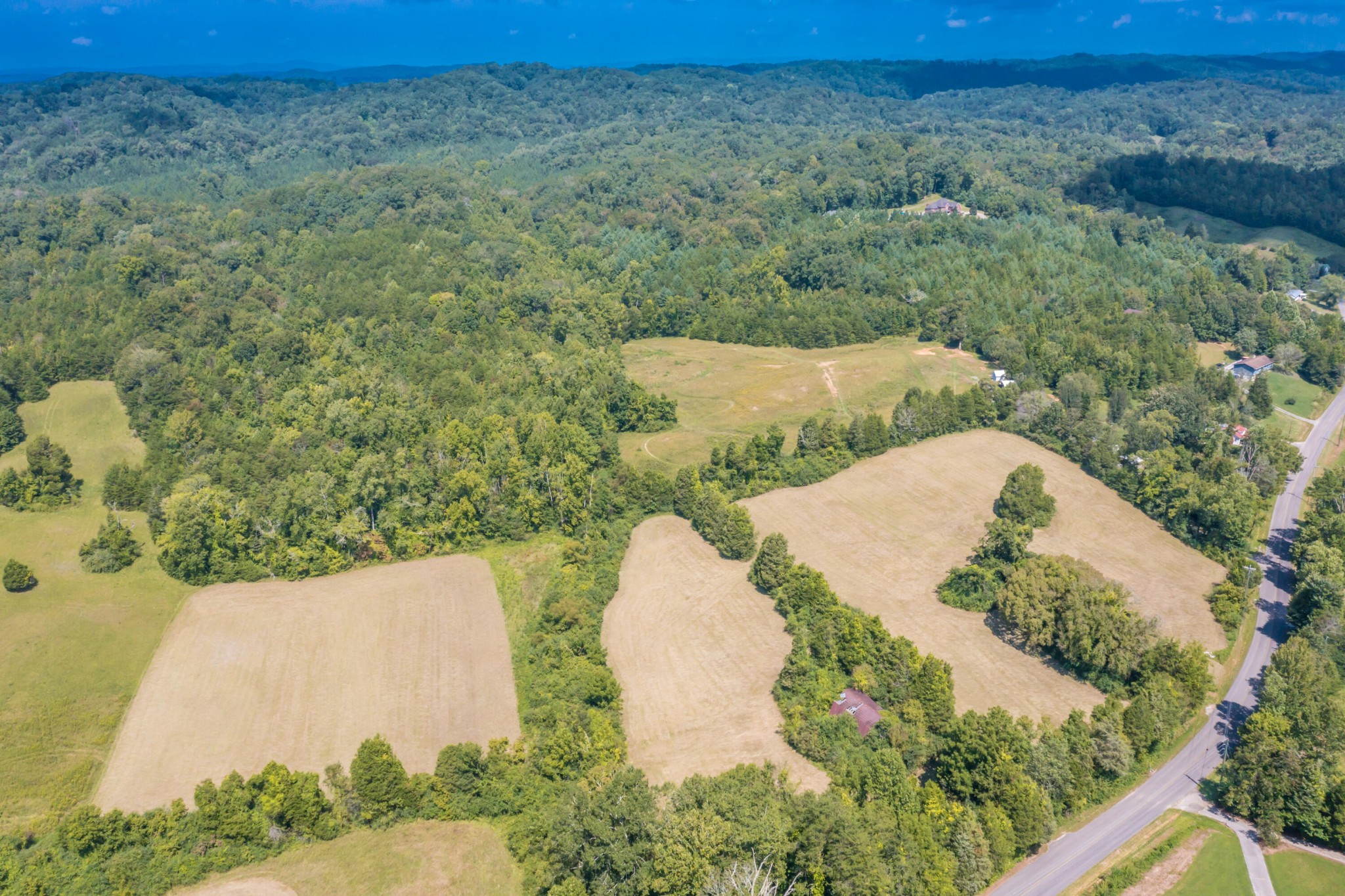 0 Brushy Valley Road Heiskell, TN 37754 - Photo 11 of 27 an aerial view of a house with a yard and lake