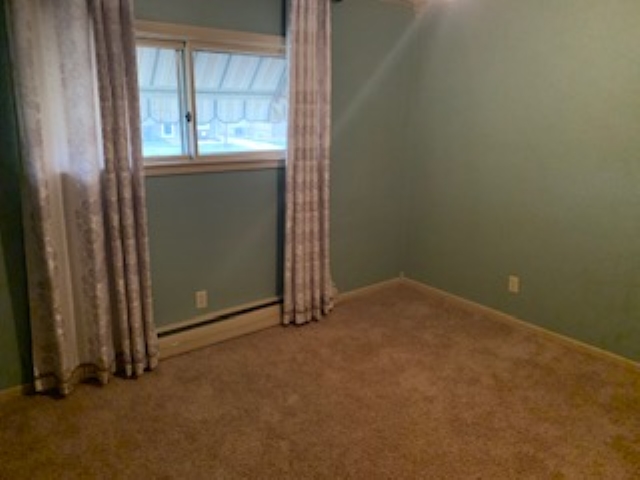 2305 Blackhawk Road Springfield, IL 62702 - Photo 4 of 10