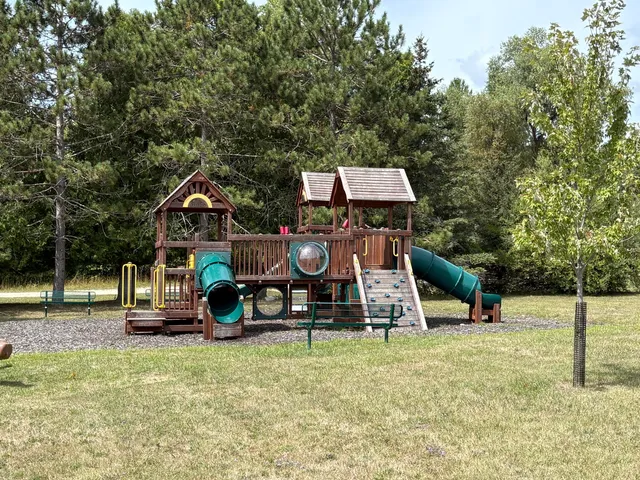 $9,900 | 519 & 520 Lake, Evart, MI 49631