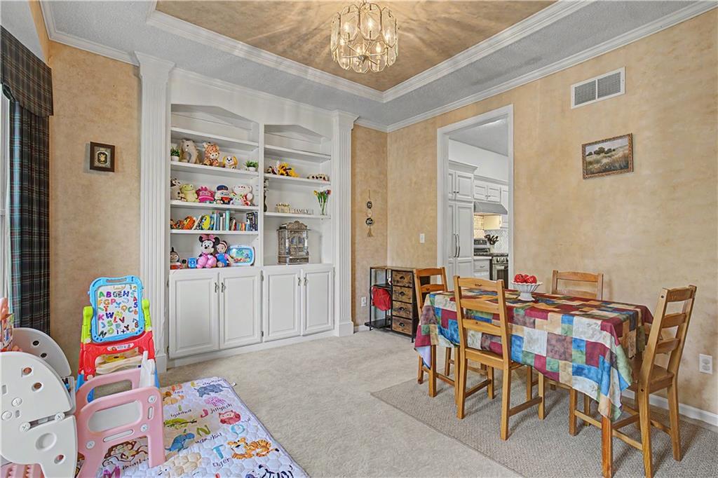 7228 Widmer Road Shawnee, KS 66216 - Photo 4 of 46