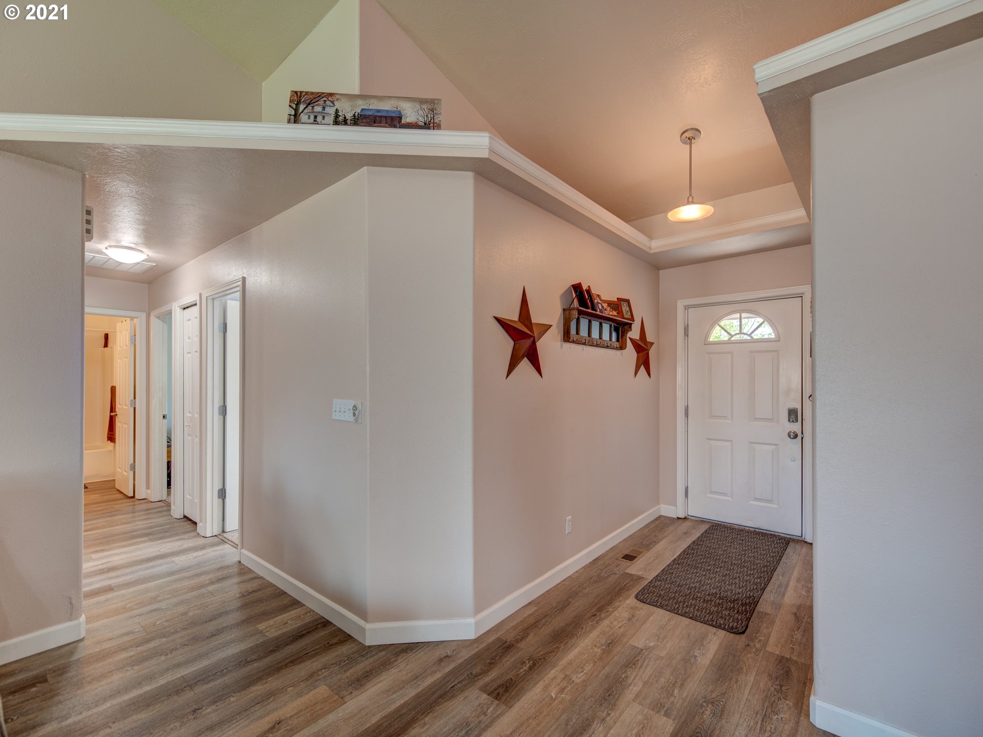 6011 Pine Ridge Place Eugene, OR 97402 - Photo 15 of 27 Gallery Image 15