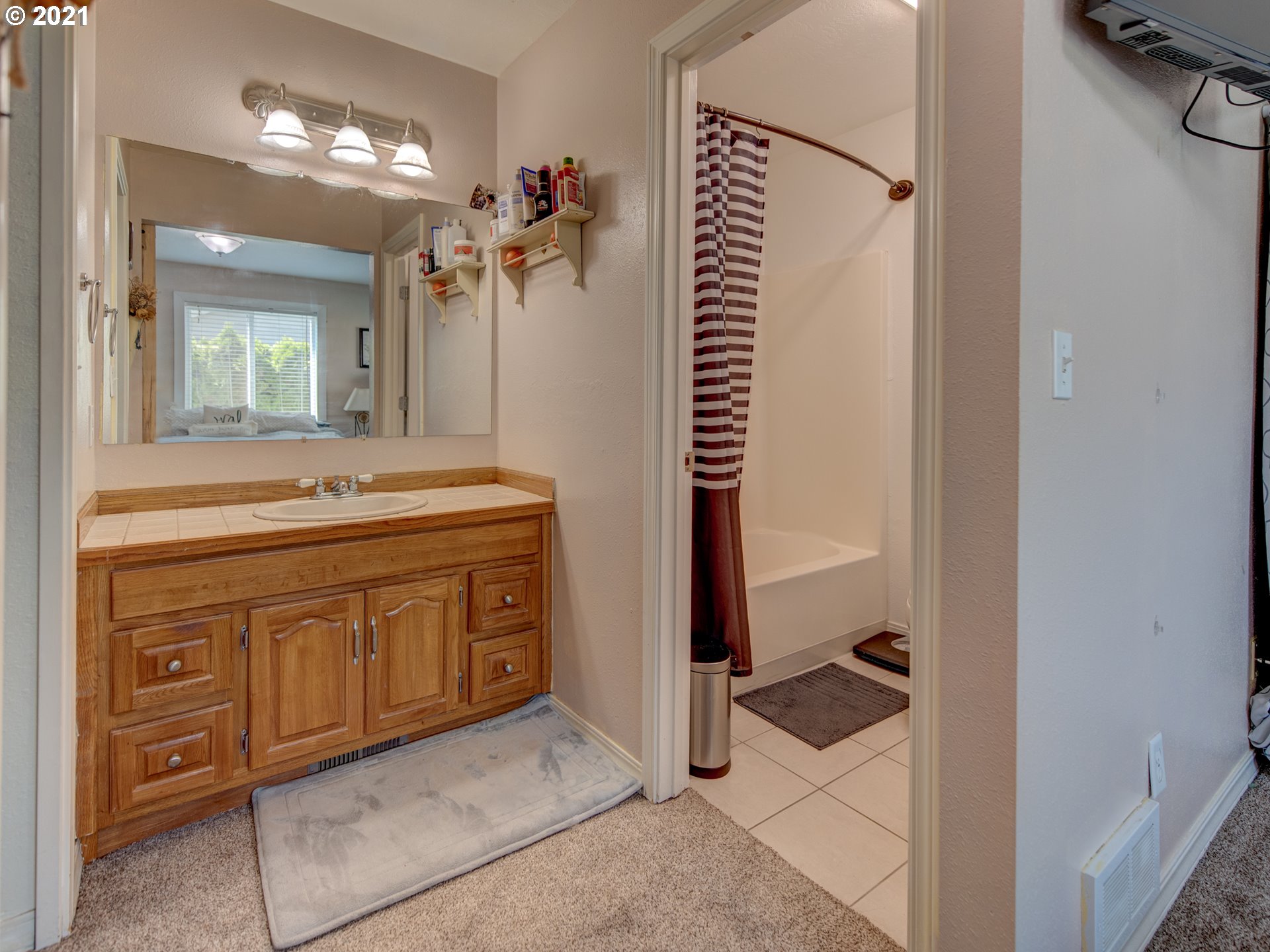 6011 Pine Ridge Place Eugene, OR 97402 - Photo 19 of 27 Gallery Image 19