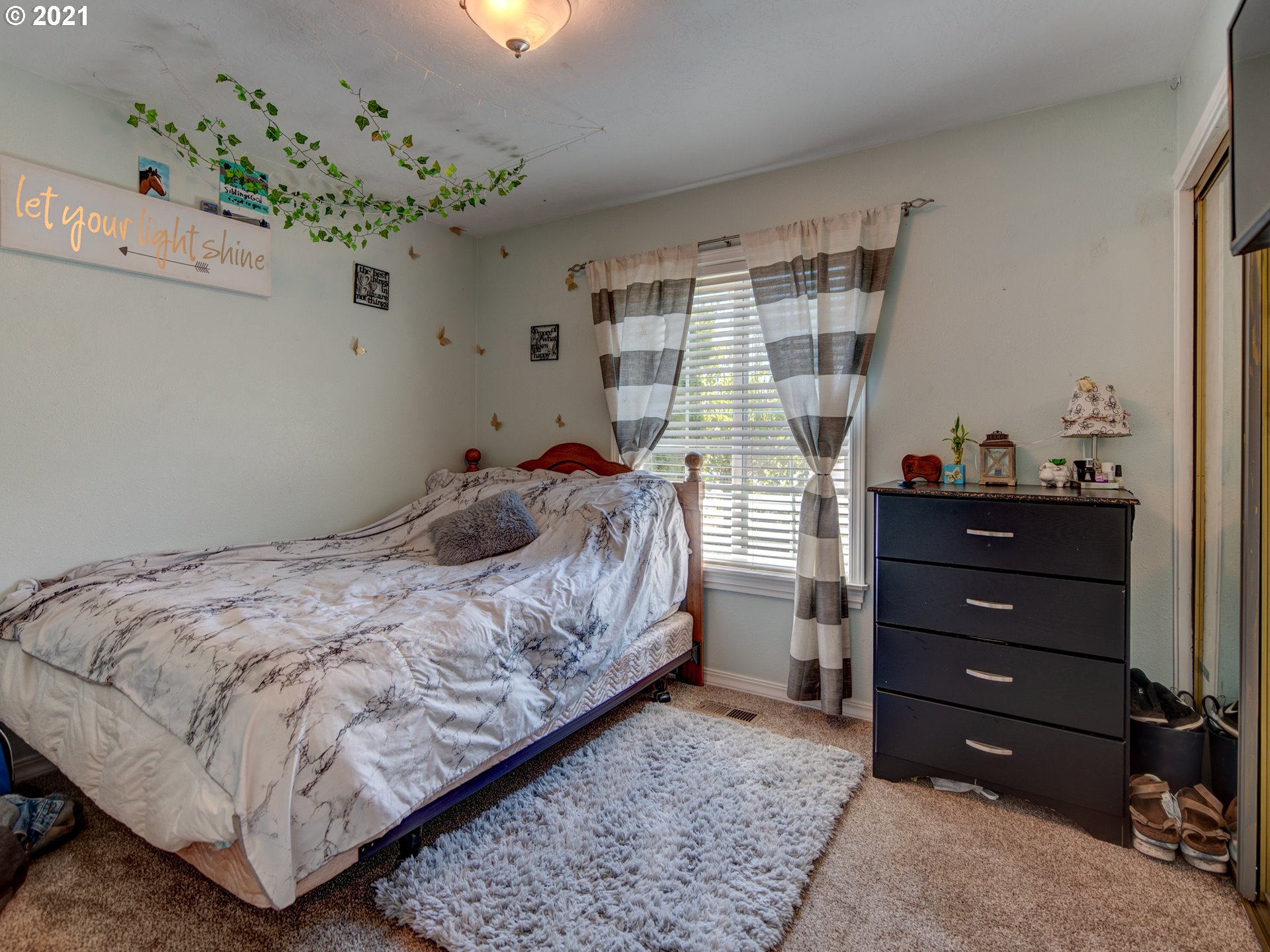 6011 Pine Ridge Place Eugene, OR 97402 - Photo 20 of 27 Gallery Image 20