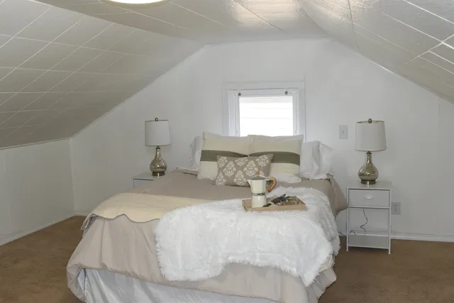 $199,900 | 438 West 5th Avenue, Oshkosh, WI 54902