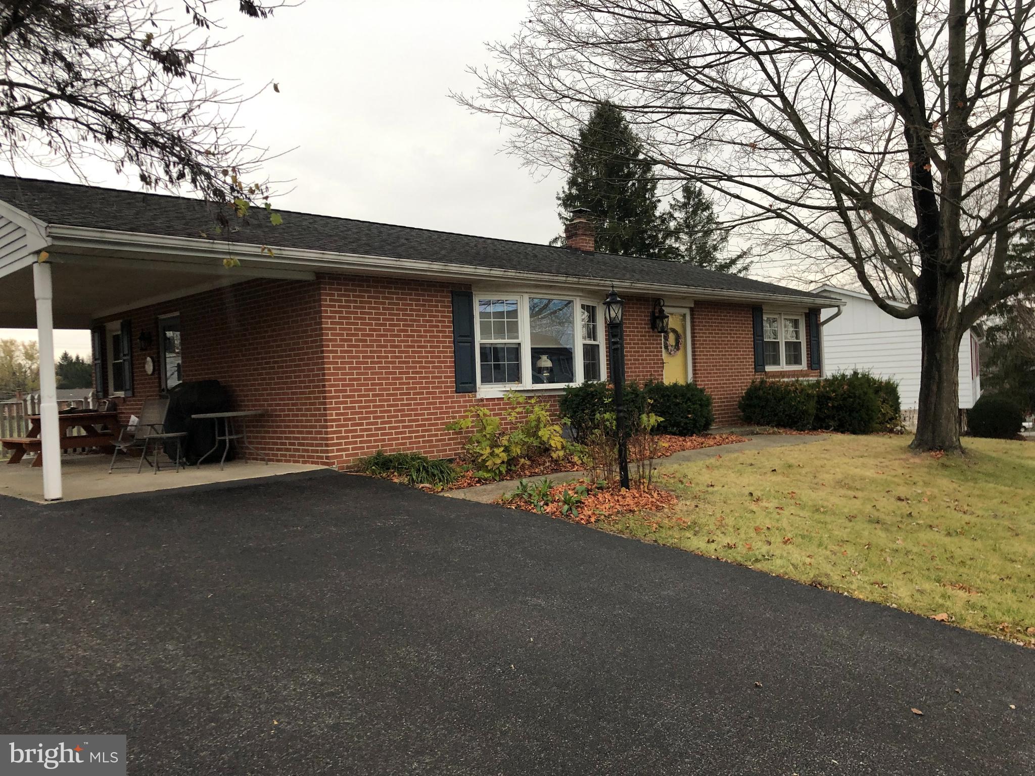 2440 Ramblewood Road York, PA 17408 - Photo 5 of 27 Gallery Image 5