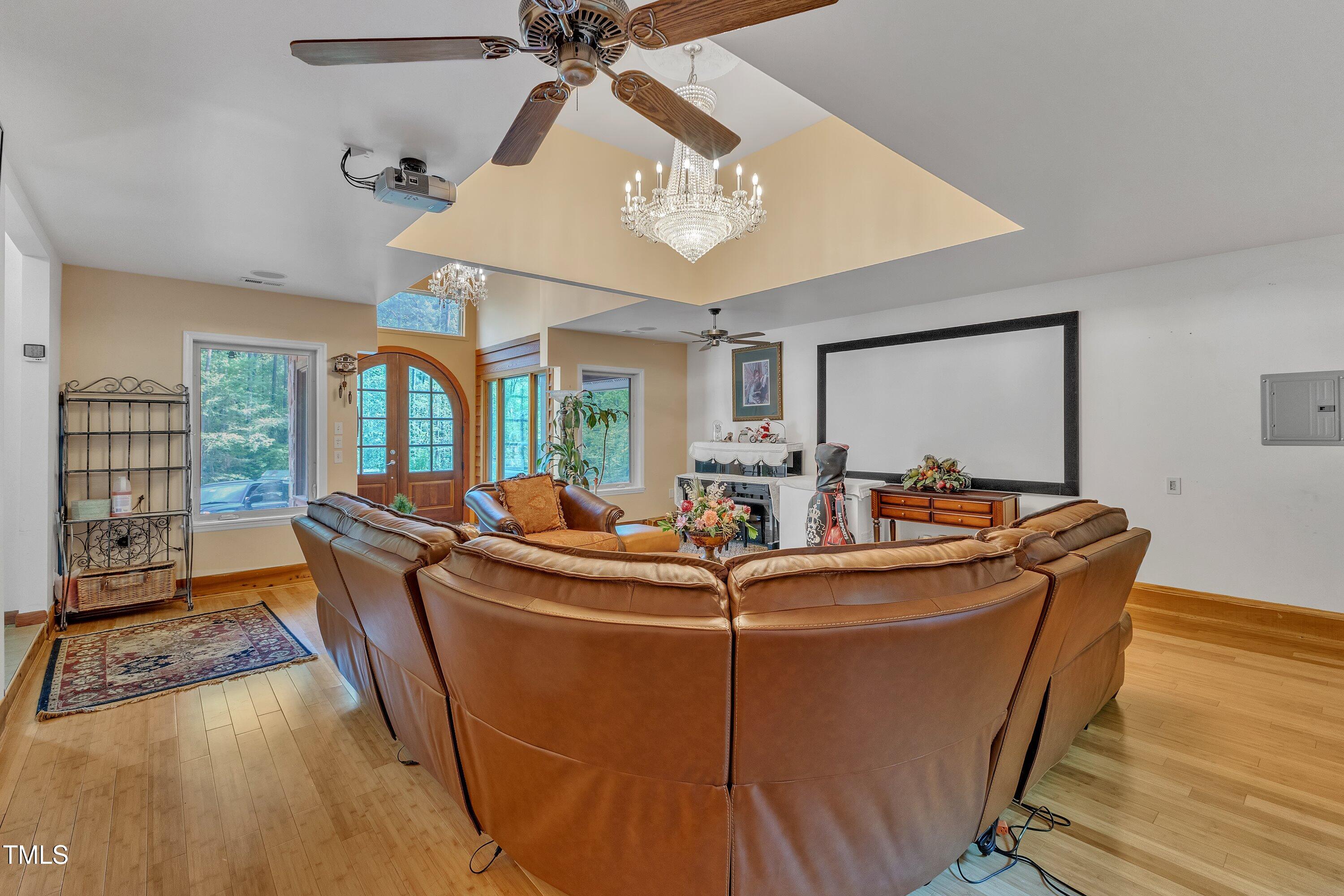 11209 Sedgefield Drive Raleigh, NC 27613 - Photo 16 of 78 16-11209 Sedgefield Dr-34