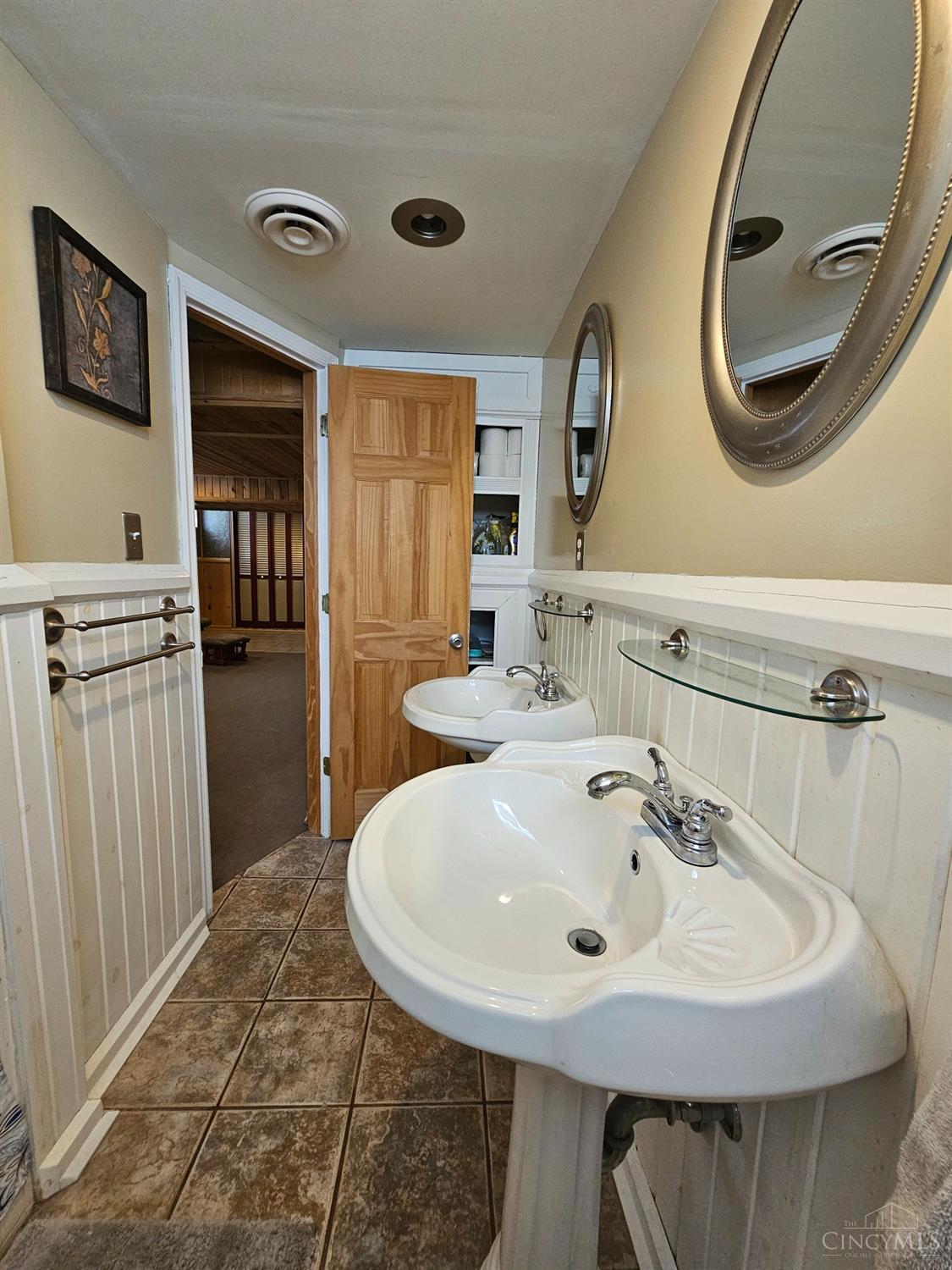 3426 Rocker Drive Cincinnati, OH 45239 - Photo 26 of 37