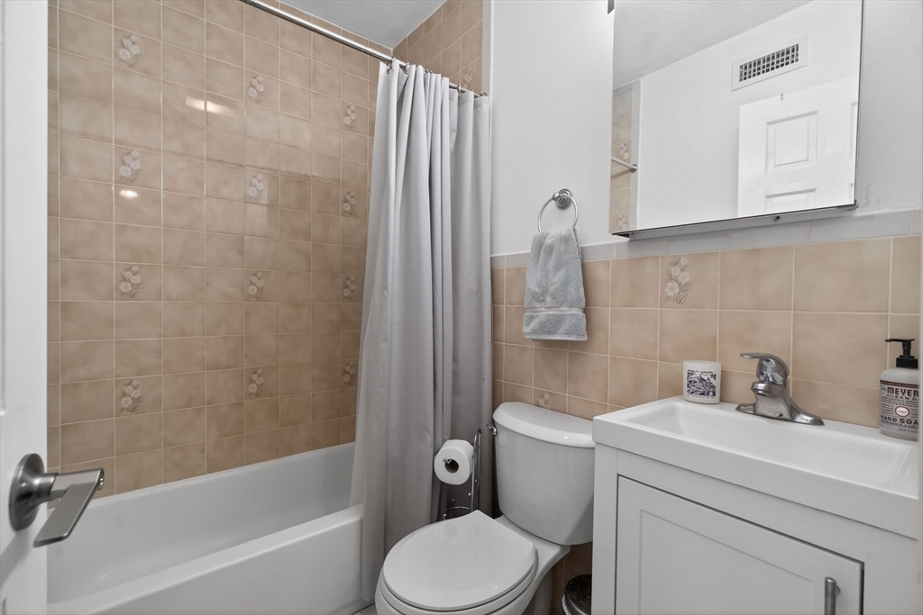 116 Trenton Street, Unit 2 Boston, MA 02128 - Photo 12 of 18