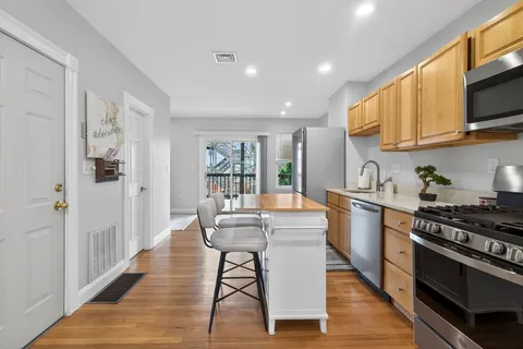 $429,000 | 116 Trenton Street, Unit 2, Boston, MA 02128