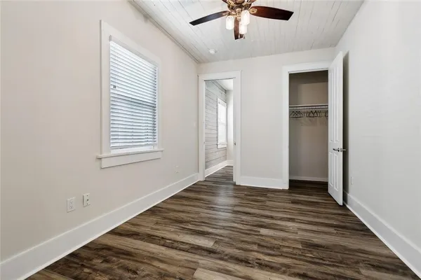 $299,000 | 410 Newton Street, Gretna, LA 70053