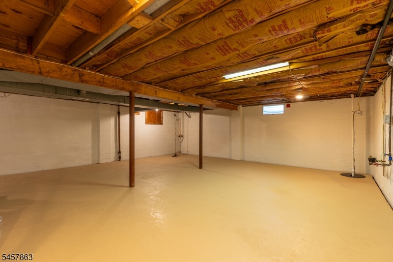 258 Dutch Farm Road Bridgewater, NJ 08807 - Photo 31 of 38 Gallery Image 31