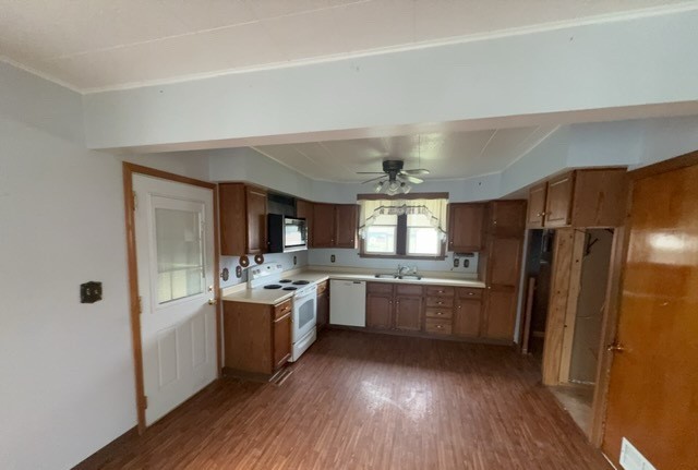 610 Barry Road Rockford, IL 61109 - Photo 3 of 14 Gallery Image 3
