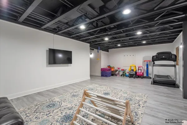 a view of a garage