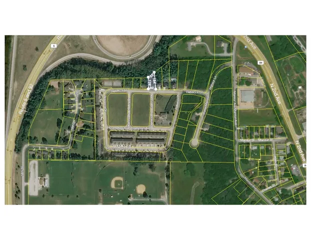 $10,500 | 900 Rebecca Lane, Carbon Cliff, IL 61239