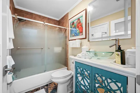 $324,900 | 7300 Sunshine Skyway Lane South, Unit 210, St. Petersburg, FL 33711