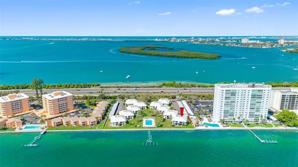 $314,900 | 7300 Sunshine Skyway Lane South, Unit 210, St. Petersburg, FL 33711