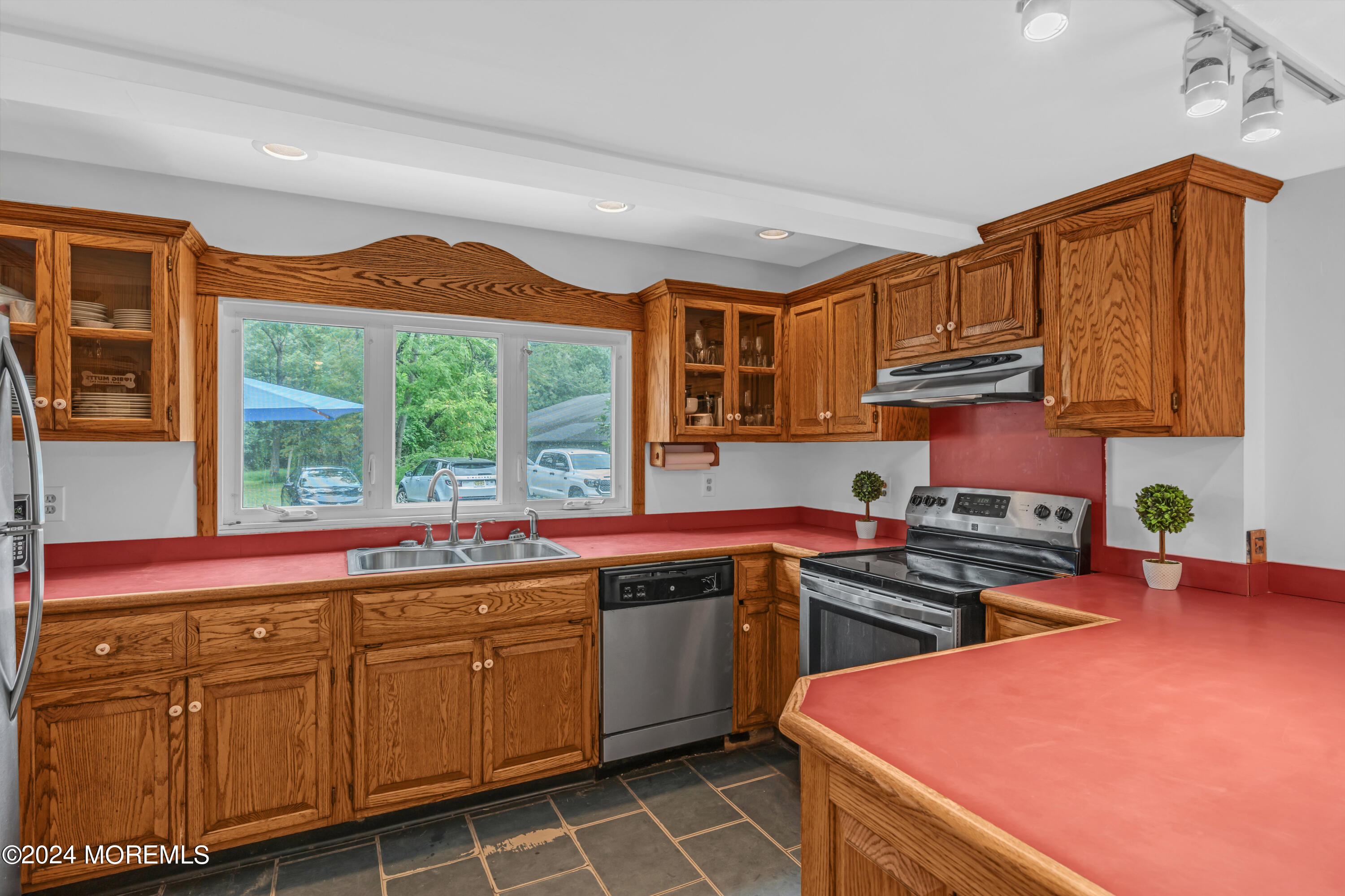 14 Maxim Road Howell, NJ 07731 - Photo 30 of 55 025_dsc08009_162