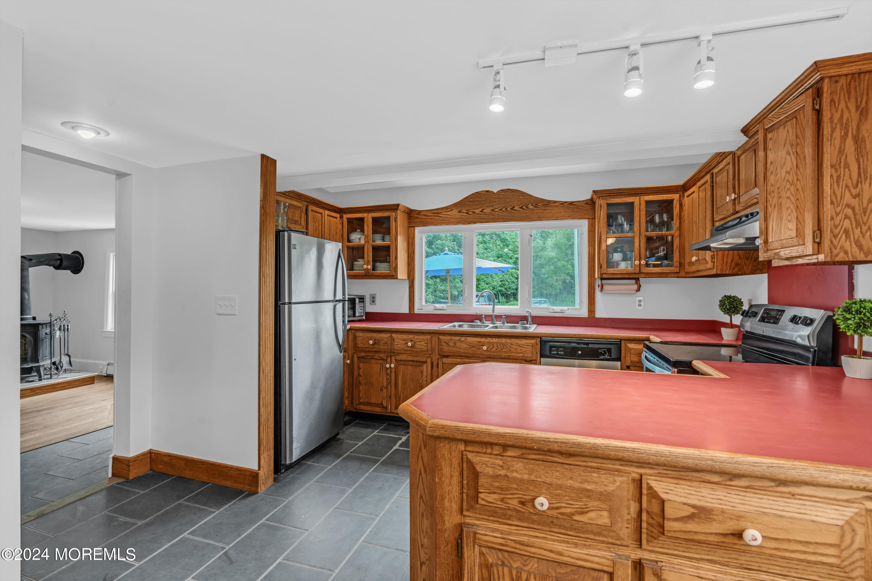 14 Maxim Road Howell, NJ 07731 - Photo 31 of 55 026_dsc08014_691