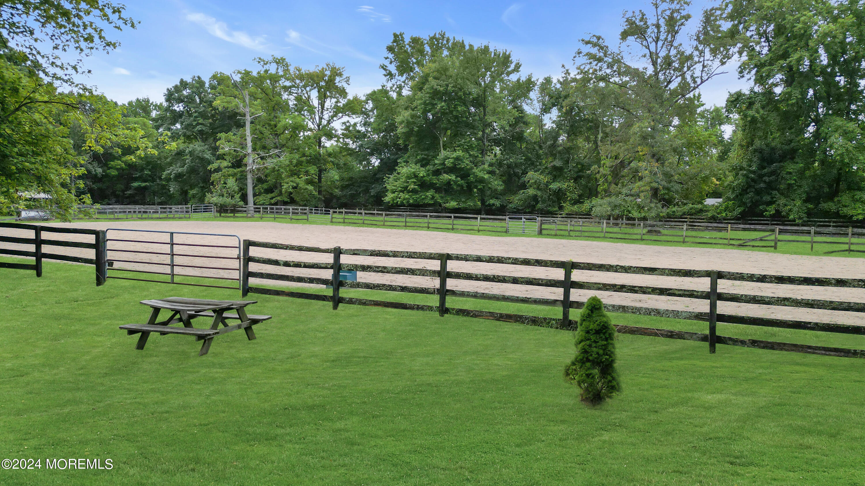 14 Maxim Road Howell, NJ 07731 - Photo 9 of 55 044_dji_0062-1_356