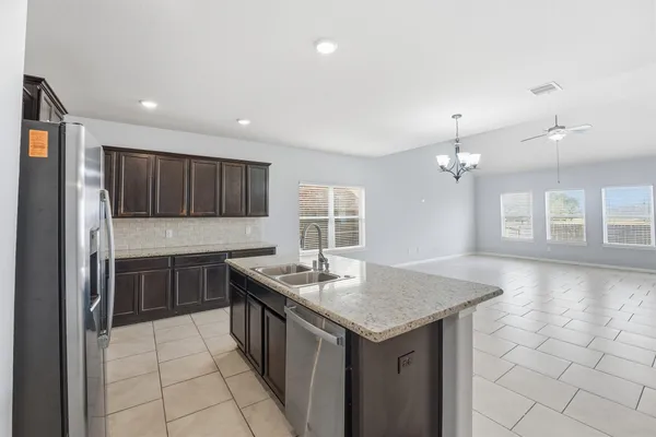 $2,800 | 719 Longstreet Drive, Richmond, TX 77469