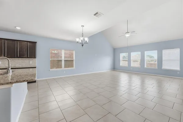 $2,800 | 719 Longstreet Drive, Richmond, TX 77469