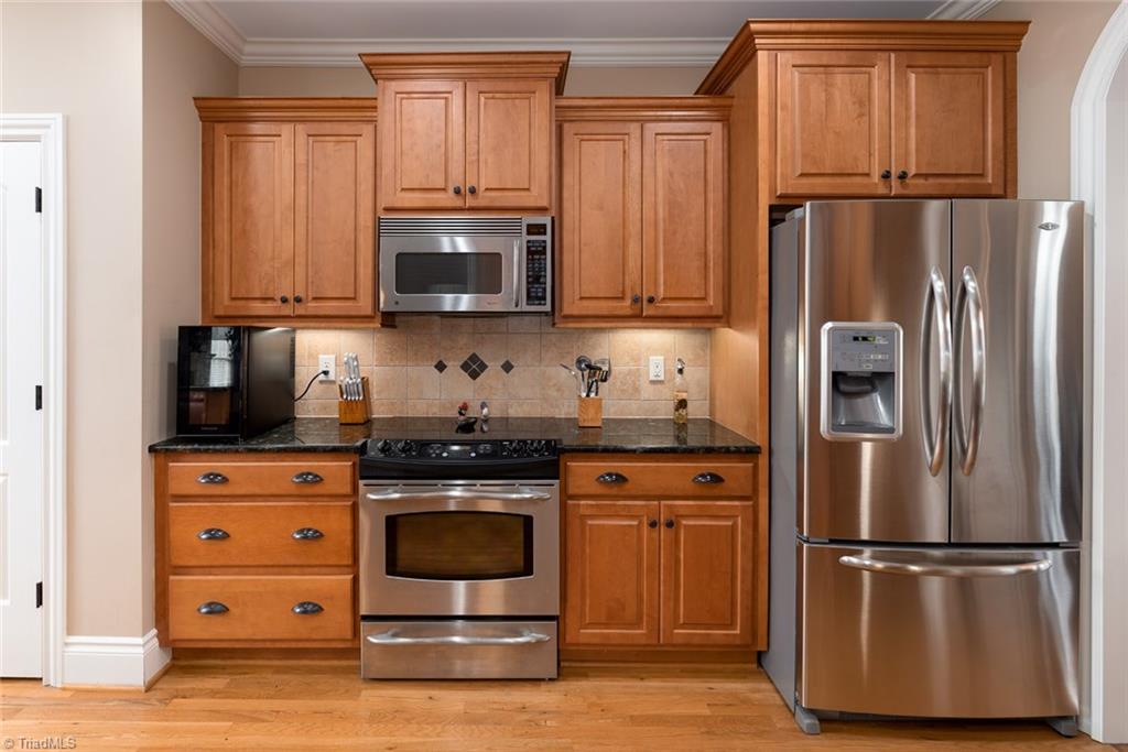 5810 Elkton Drive Oak Ridge, NC 27310 - Photo 9 of 30