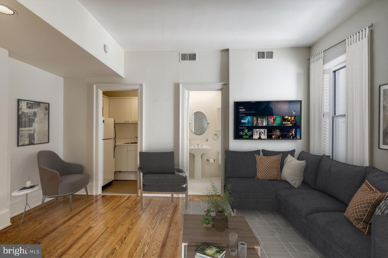 2153 California Street Northwest, Unit 207 Washington, DC 20008 - Photo 3 of 32 Living Room