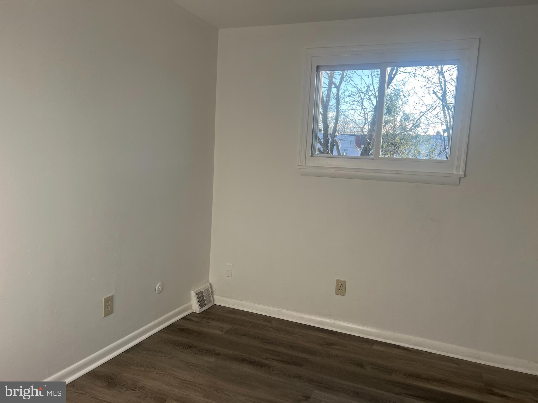 11729 Lanett Road Philadelphia, PA 19154 - Photo 16 of 34 Gallery Image 16