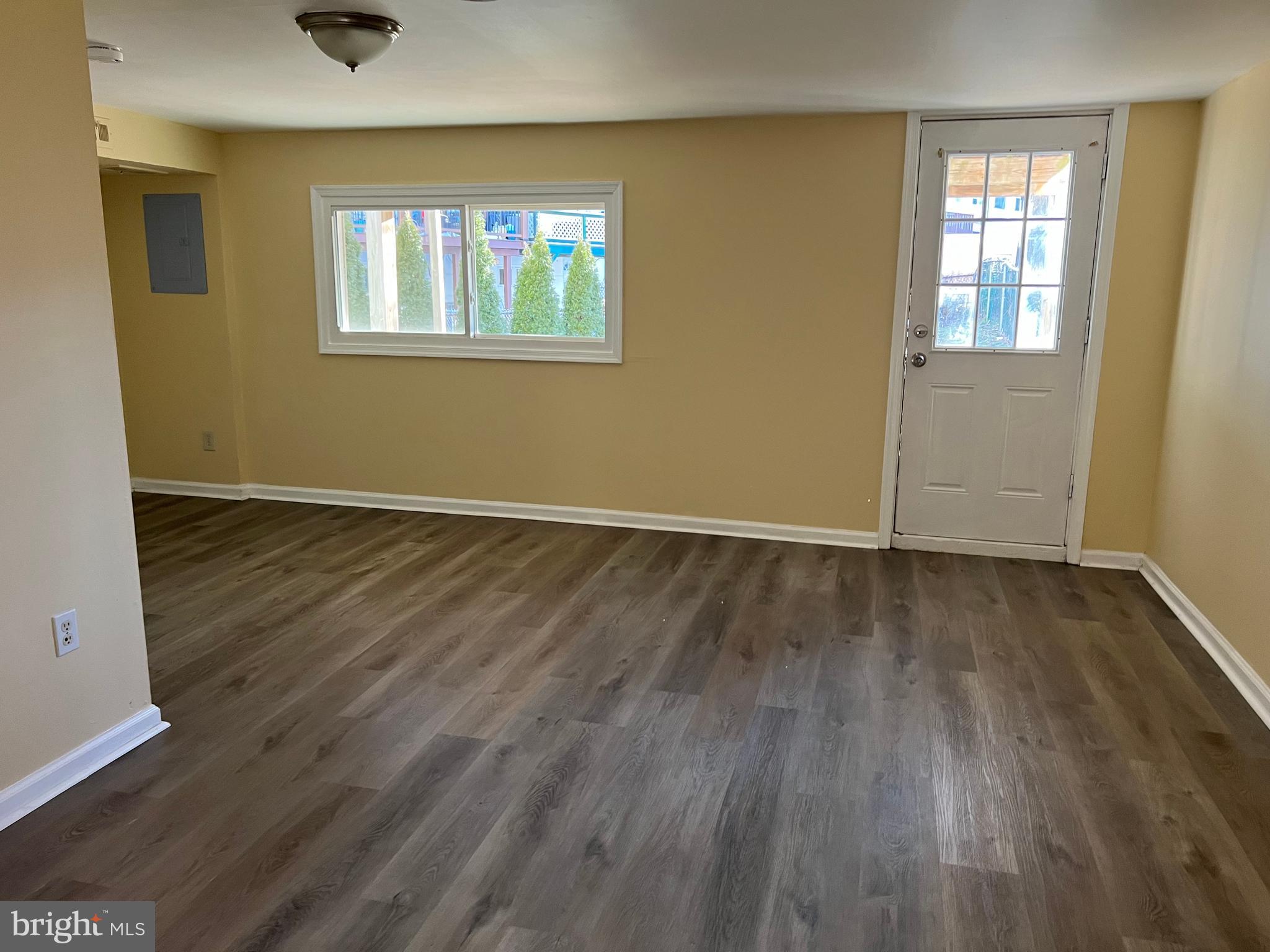 11729 Lanett Road Philadelphia, PA 19154 - Photo 32 of 34 Gallery Image 32