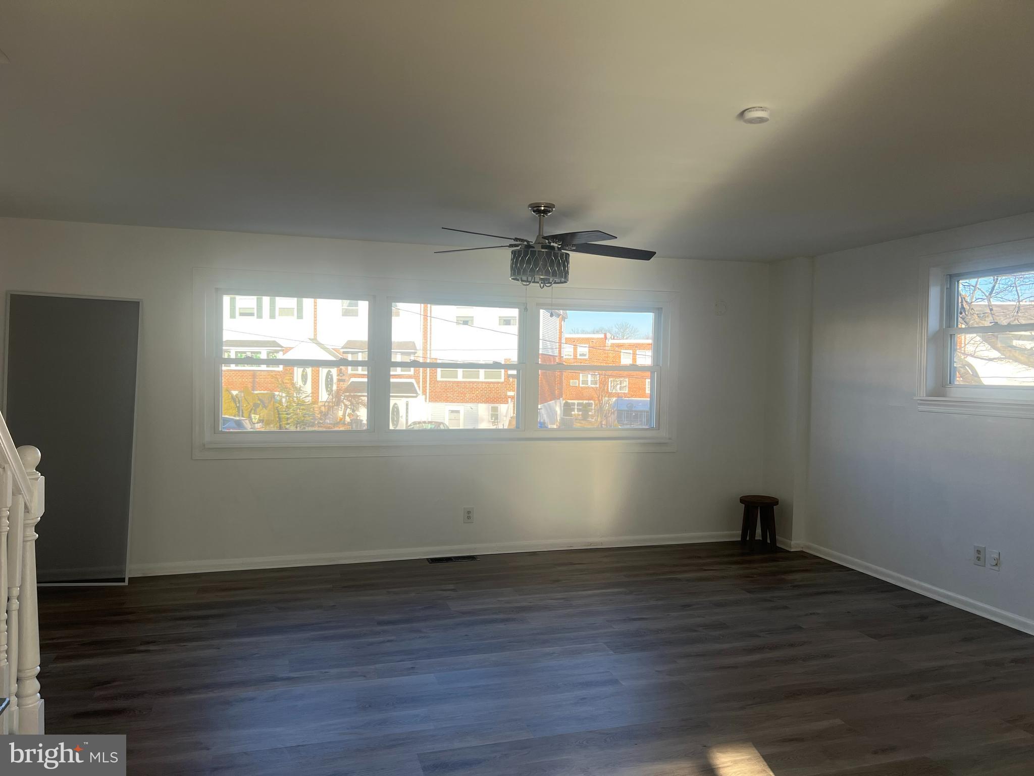11729 Lanett Road Philadelphia, PA 19154 - Photo 5 of 34 Gallery Image 5