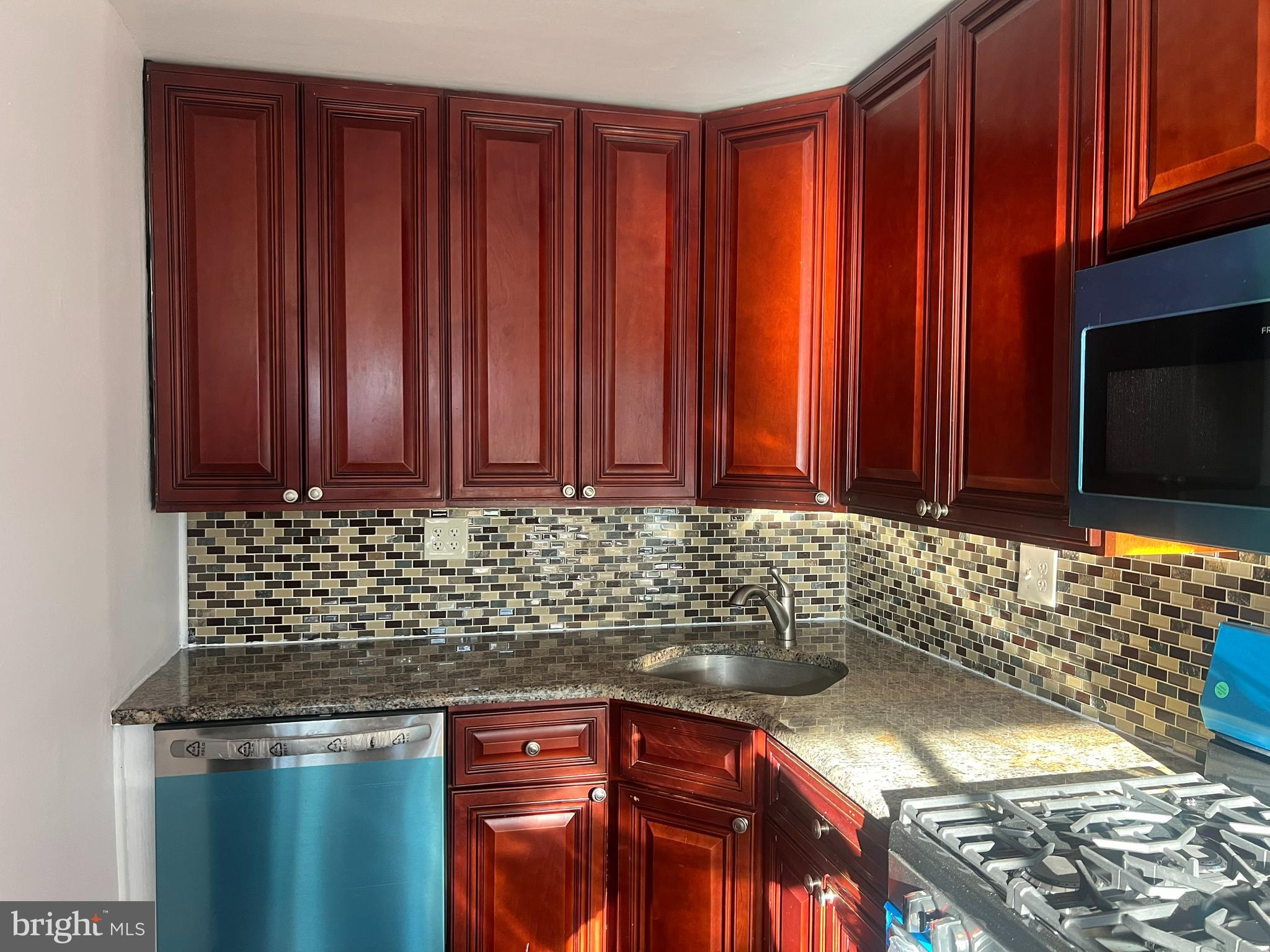 11729 Lanett Road Philadelphia, PA 19154 - Photo 10 of 34 Gallery Image 10