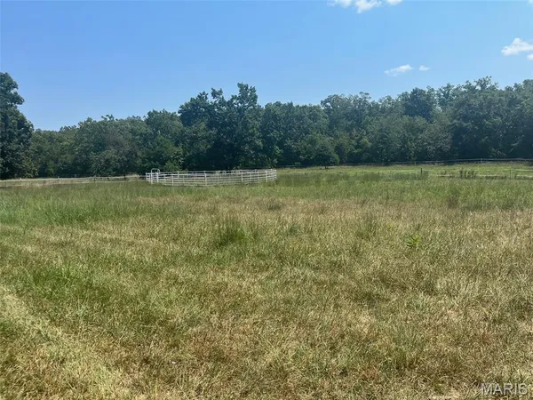 $385,000 | 100 Cool Breeze Lane, Fredericktown, MO 63645