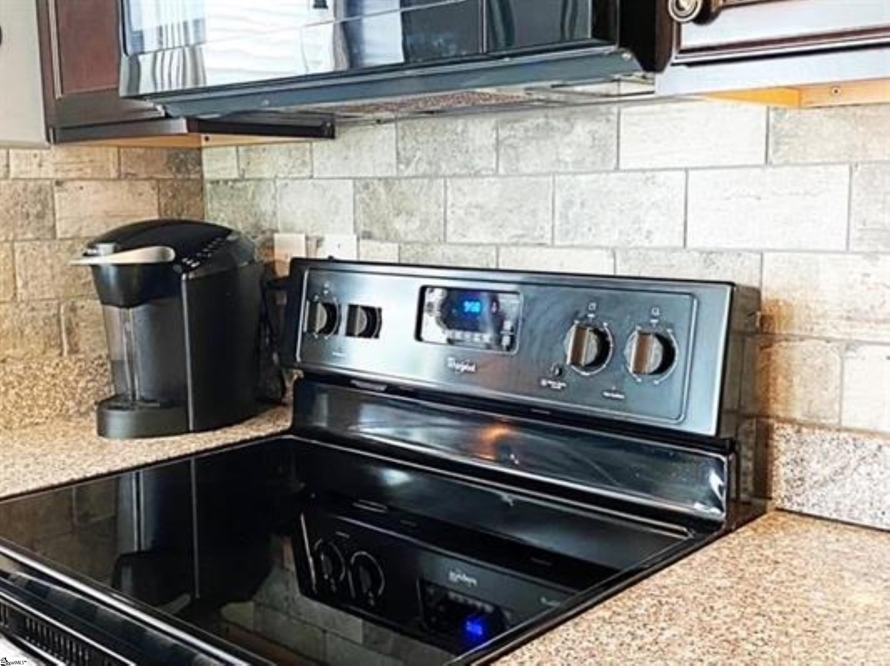 554 Ridgeville Crossing Drive Inman, SC 29349 - Photo 3 of 31