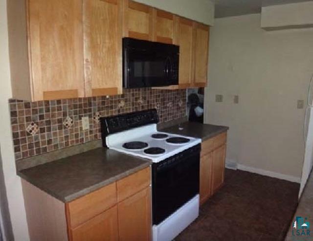 7054 Morris Thomas Road Cloquet, MN 55720 - Photo 2 of 9 Gallery Image 2