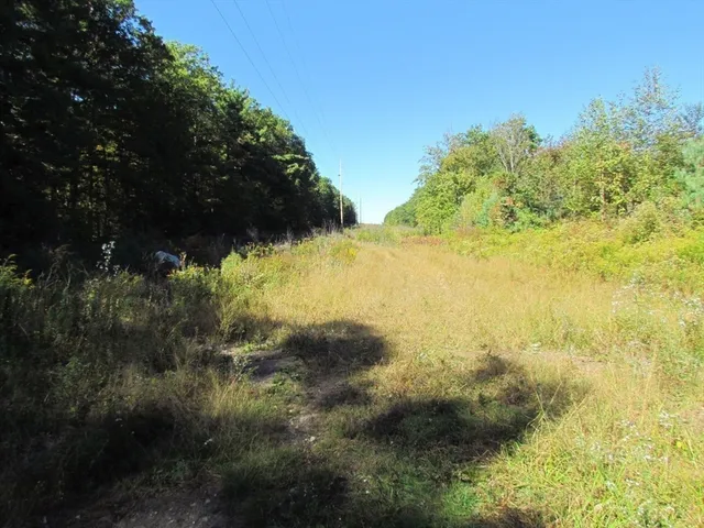 $199,900 | 507 West Townsend Road, Lunenburg, MA 01462