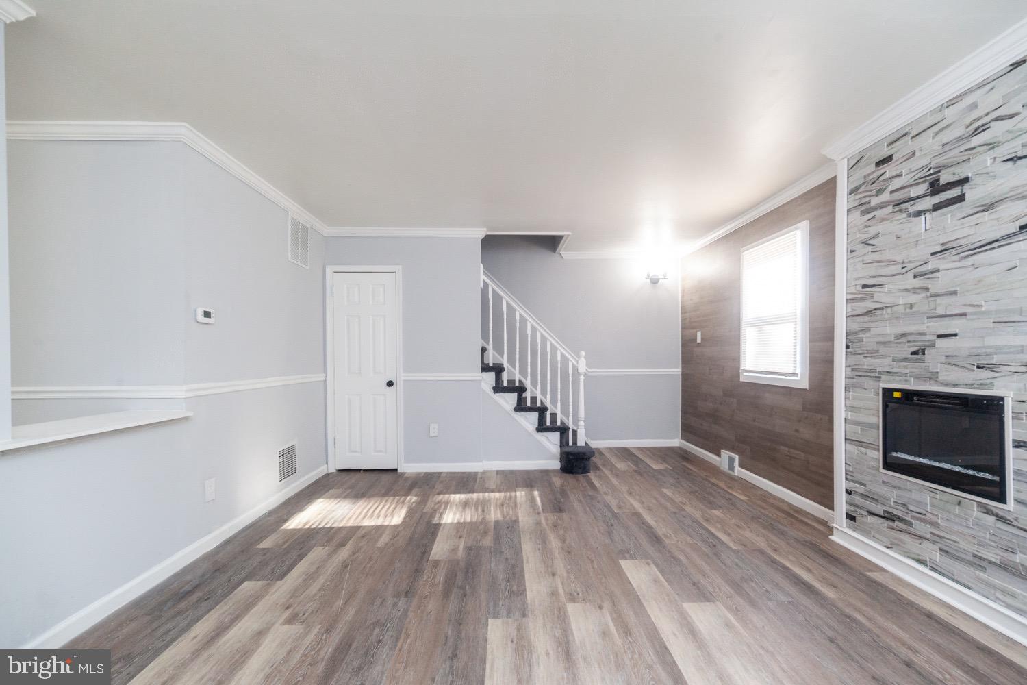 217 West Maple Avenue Lindenwold, NJ 08021 - Photo 5 of 25