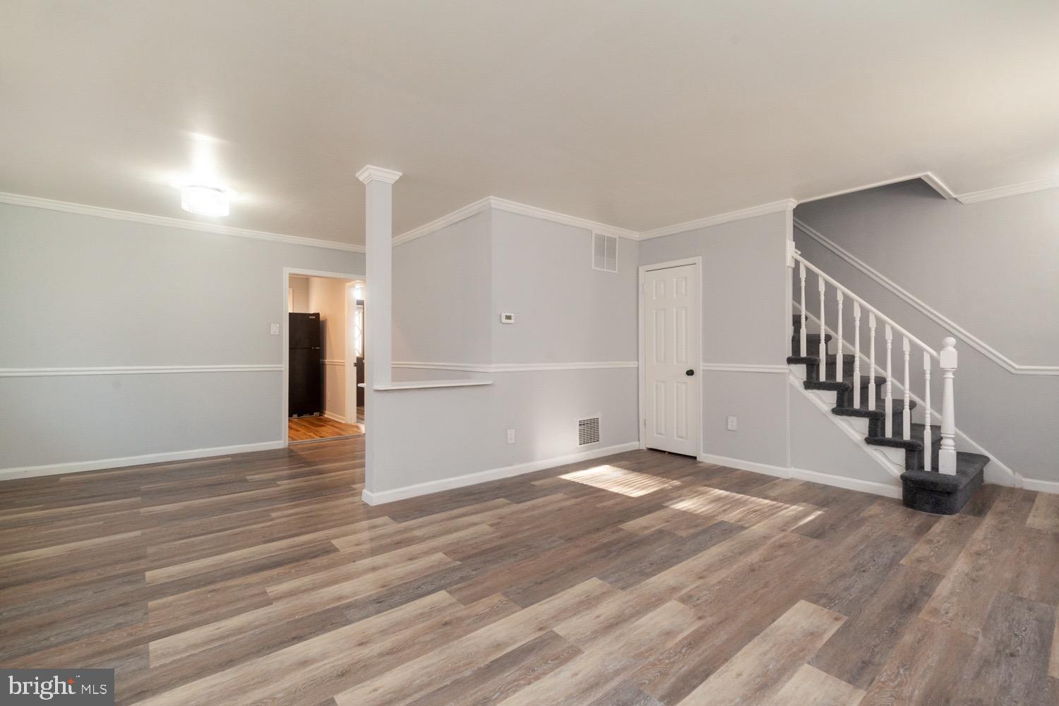 217 West Maple Avenue Lindenwold, NJ 08021 - Photo 6 of 25