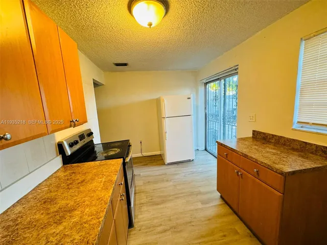$2,400 | 10805 Southwest 4th Street, Unit 3, Sweetwater, FL 33174