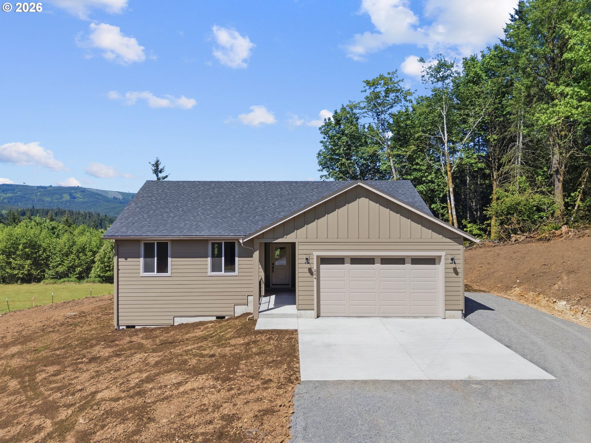 254 Windy Ridge Drive Longview, WA 98632 - Photo 2 of 26