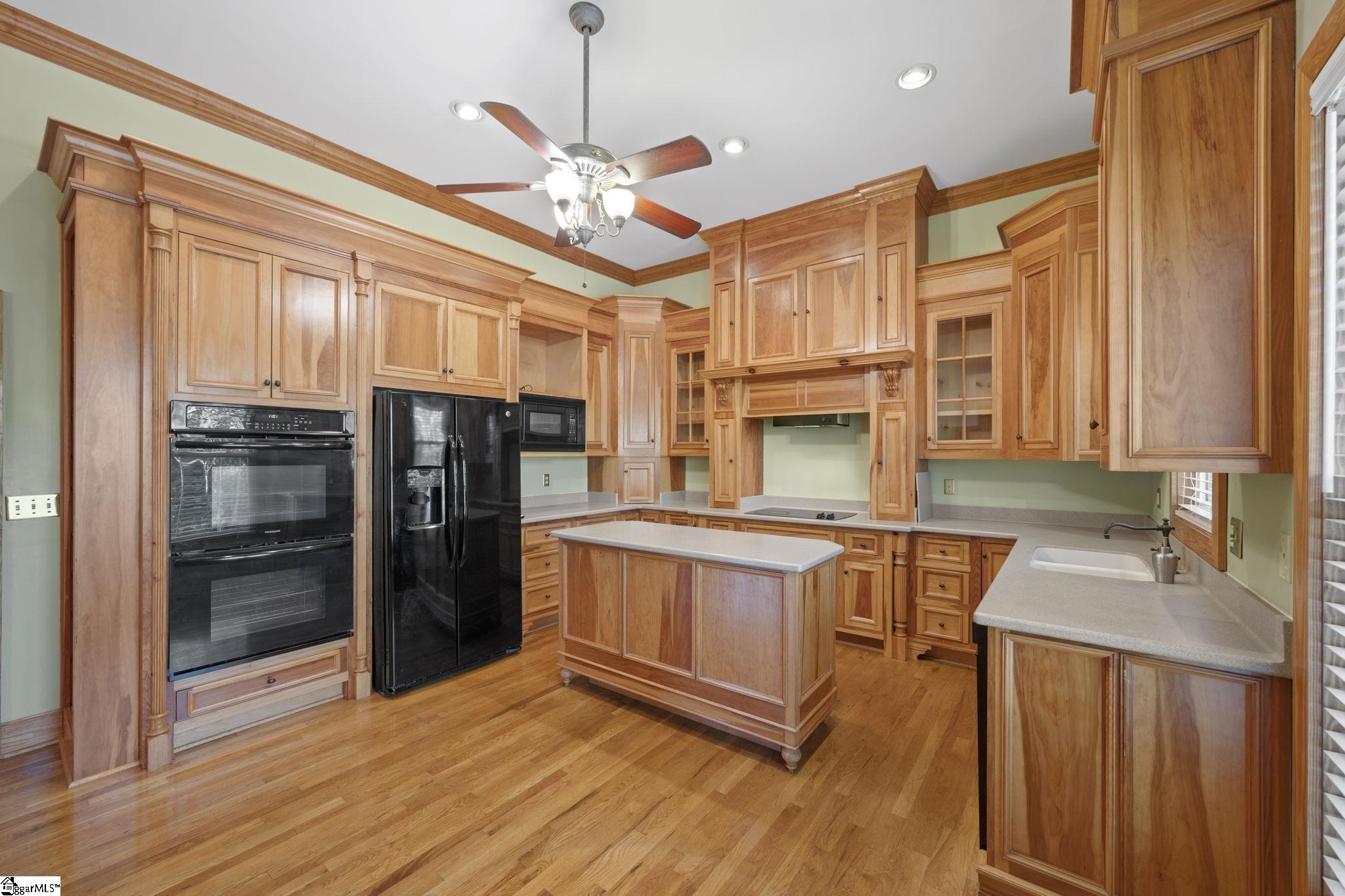 100 Old Locust Hill Road Taylors, SC 29687 - Photo 12 of 36
