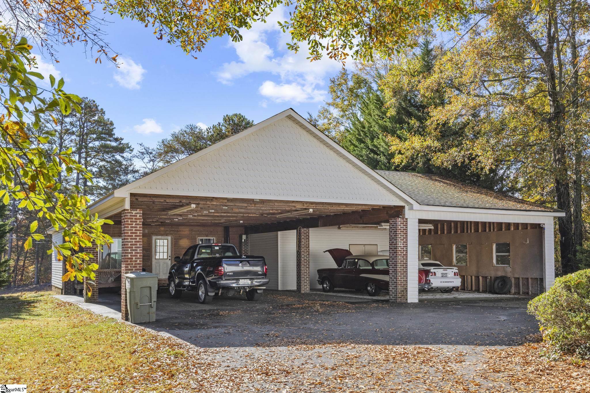 100 Old Locust Hill Road Taylors, SC 29687 - Photo 34 of 36