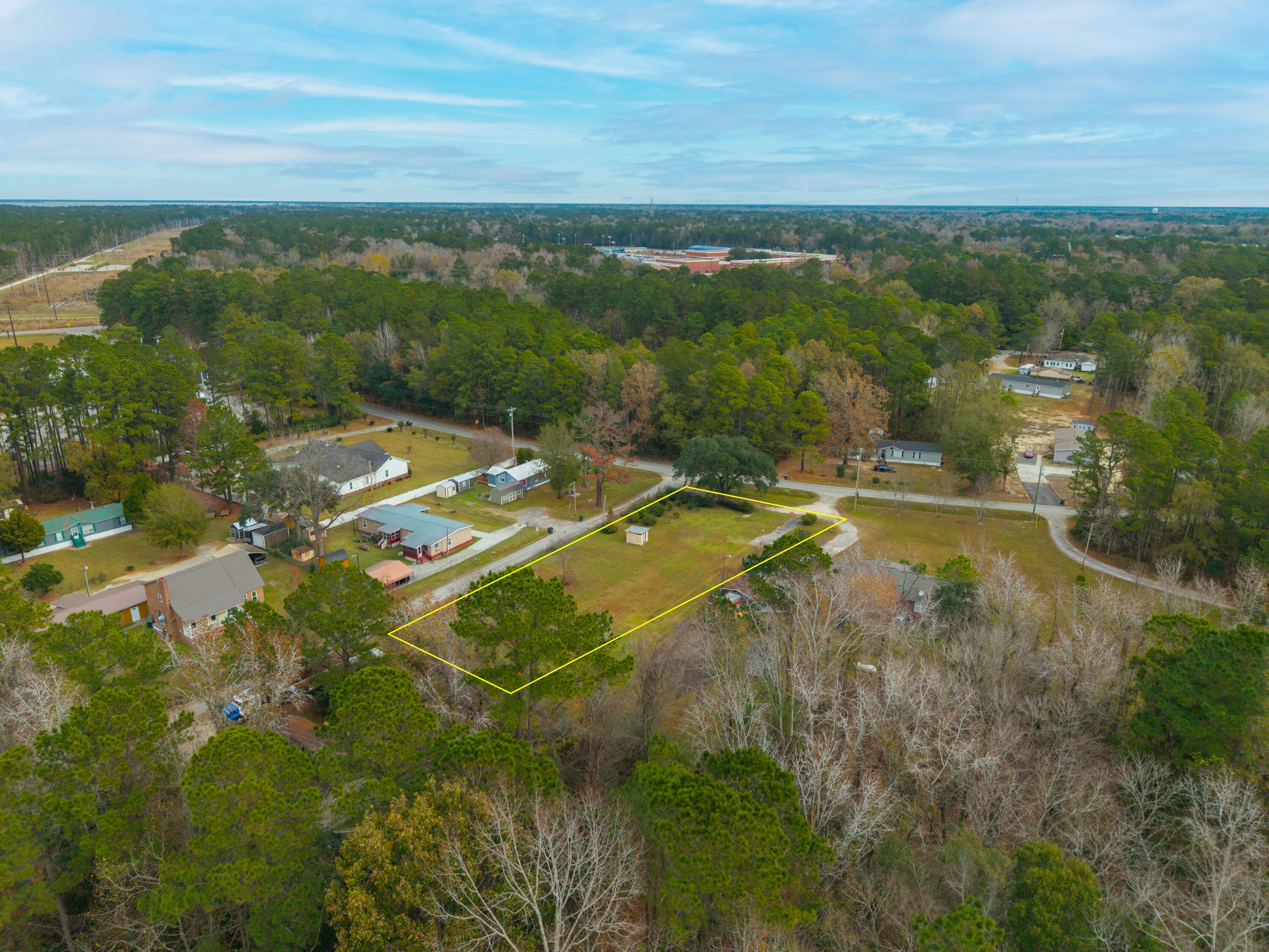 263 Haynesville Extension Moncks Corner, SC 29461 - Photo 8 of 26 DJI_20251201110353_0046_D-Edit