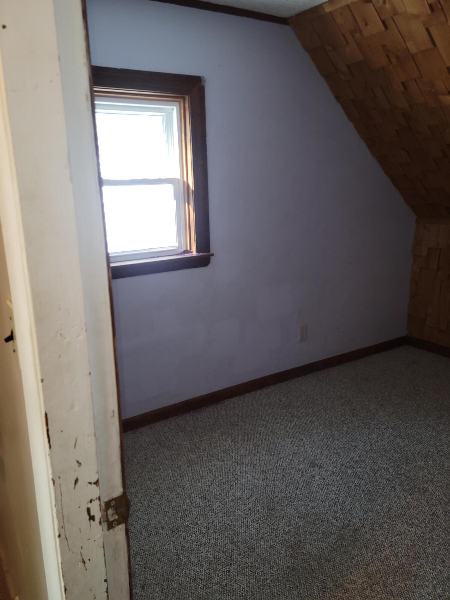 211 Riverside Drive Auburn, ME 04210 - Photo 30 of 38 20211209_091421