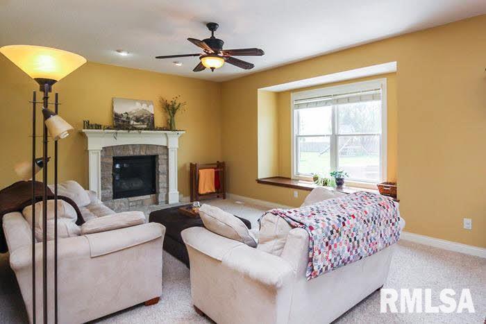 5530 Judge Road Bettendorf, IA 52722 - Photo 9 of 20 Gallery Image 9