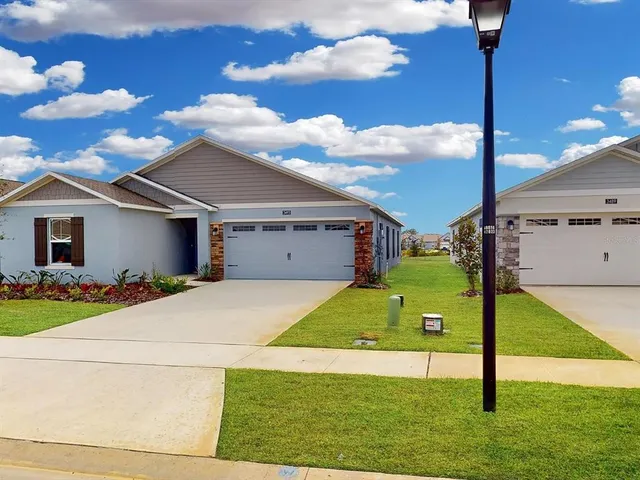 a front view of house with yard