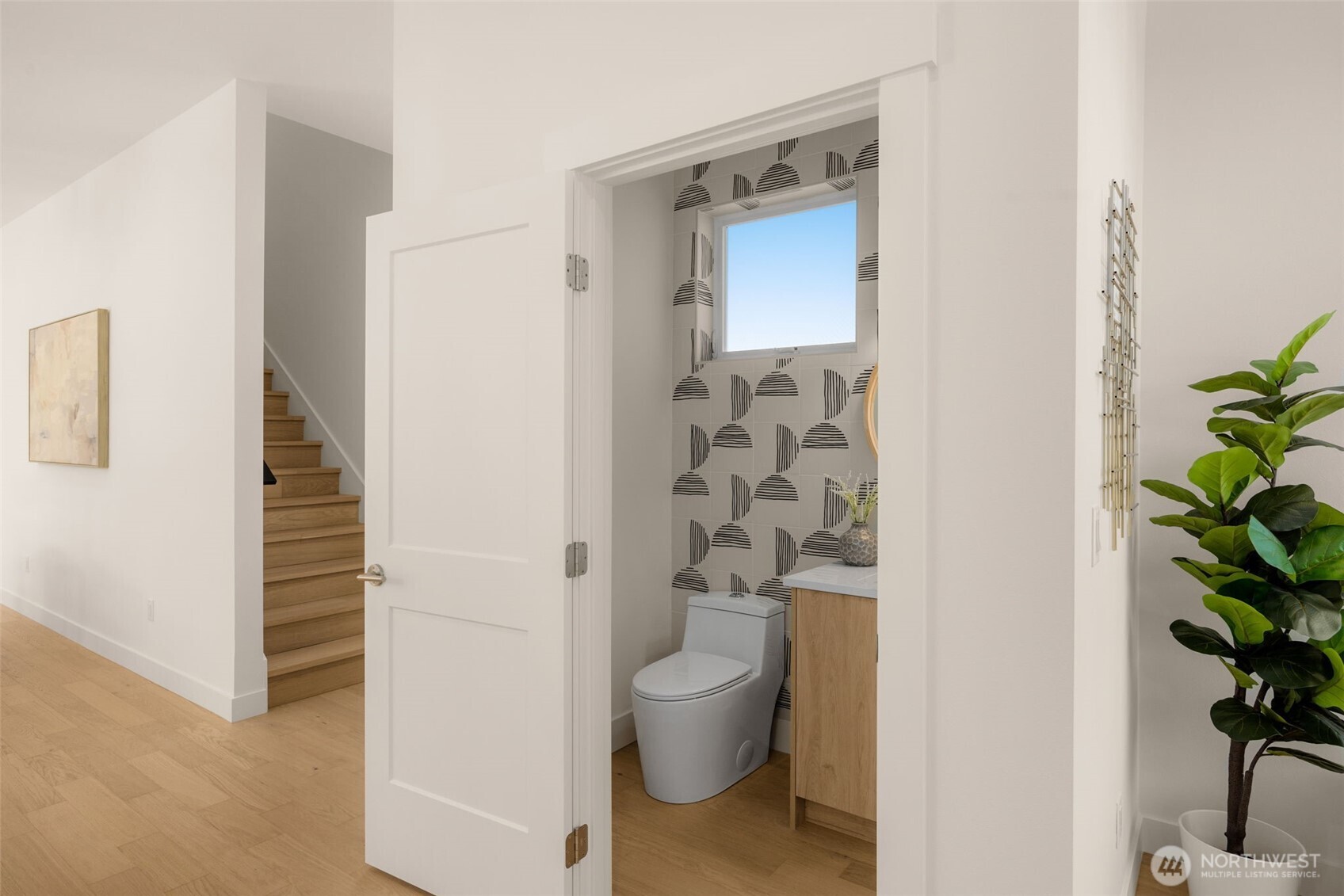 7335 & 7335b 21st Avenue Northeast Seattle, WA 98115 - Photo 13 of 40