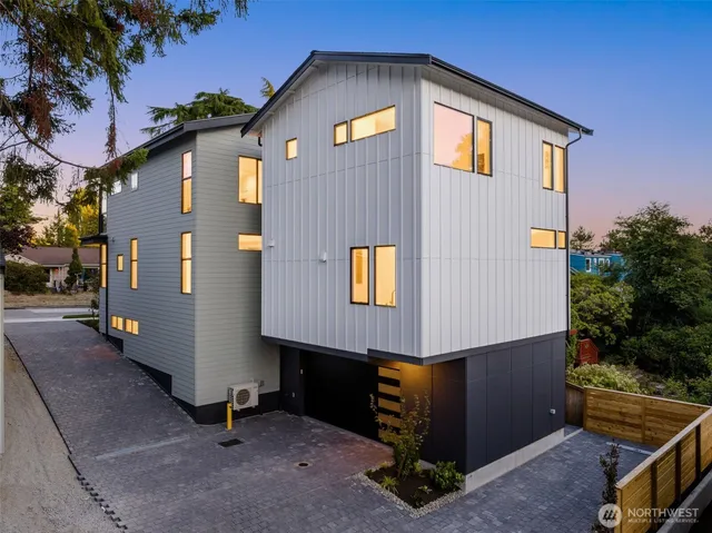 $2,565,000 | 7335 & 7335b 21st Avenue Northeast, Seattle, WA 98115