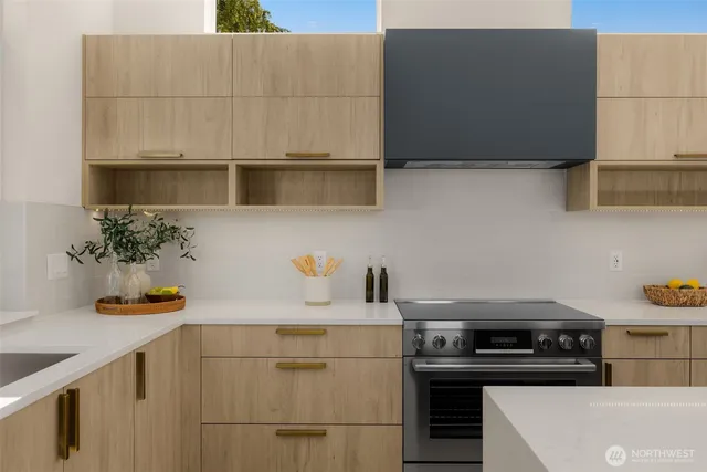 $2,565,000 | 7335 & 7335b 21st Avenue Northeast, Seattle, WA 98115