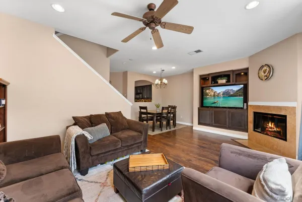$649,999 | 814 Caminito Francisco, Unit 3, Chula Vista, CA 91913
